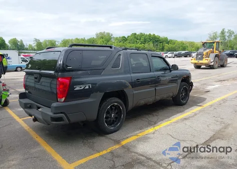2005 Chevrolet Avalanche 1500 Z71 from USA, damaged, VIN 3GNEK12Z55G126575